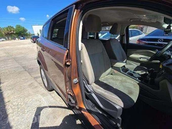 2017 Ford Escape SE – miniatura 18