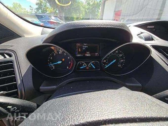 2017 Ford Escape SE – miniatura 9