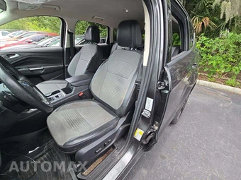 2017 Ford Escape SE - miniatura 6