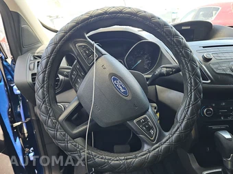 2017 Ford Escape SE - miniatura 10