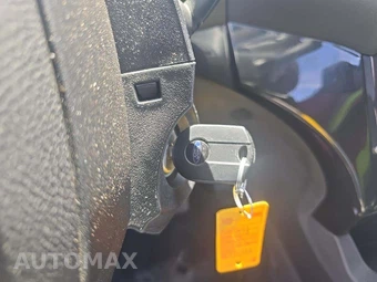 2017 Ford Escape SE - miniatura 5
