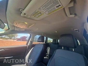2017 Ford Escape SE - miniatura 8