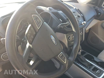 2017 Ford Escape SE – miniatura 10