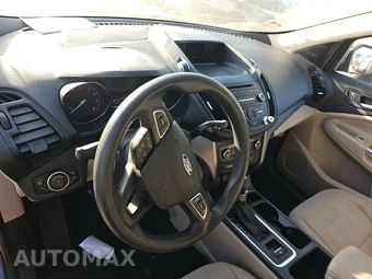 2017 Ford Escape SE – miniatura 11