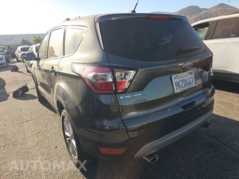 2017 Ford Escape SE – miniatura 6
