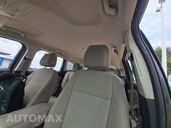 2017 Ford Escape SE – miniatura 11
