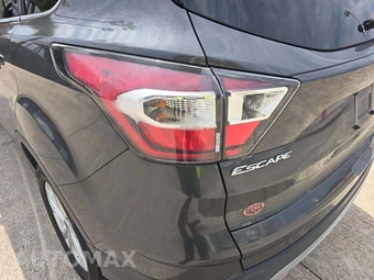 2017 Ford Escape SE – miniatura 21