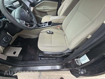 2017 Ford Escape SE – miniatura 24