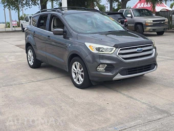 2017 Ford Escape SE – miniatura 4
