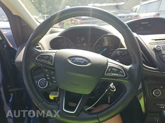 2017 Ford Escape SE – miniatura 10