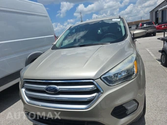 2017 Ford Escape SE – miniatura 2