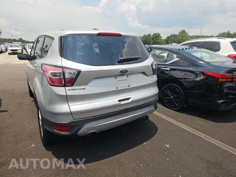 2017 Ford Escape SE – miniatura 6