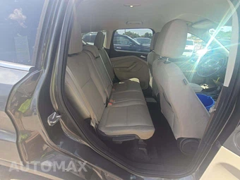 2017 Ford Escape SE – miniatura 16