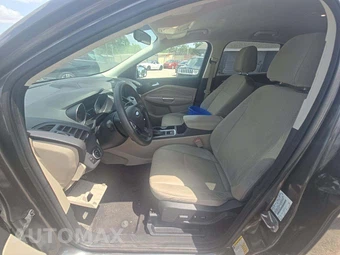 2017 Ford Escape SE – miniatura 6