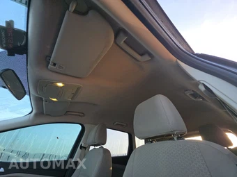 2017 Ford Escape SE - miniatura 17