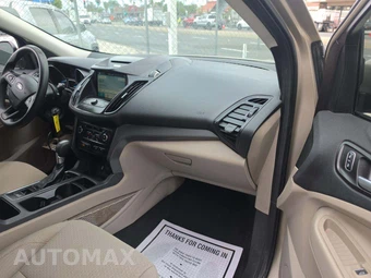 2017 Ford Escape SE – miniatura 19