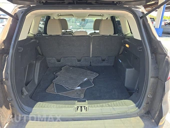 2017 Ford Escape SE - miniatura 16