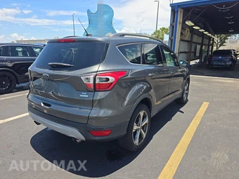 2017 Ford Escape SE - miniatura 4