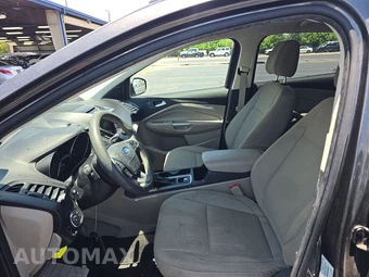 2017 Ford Escape SE - miniatura 7