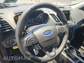 2017 Ford Escape SE – miniatura 10