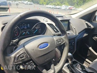 2017 Ford Escape SE – miniatura 11