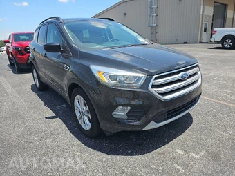 2017 Ford Escape SE – miniatura 3
