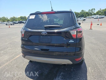 2017 Ford Escape SE – miniatura 5