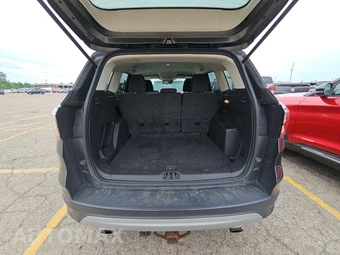 2017 Ford Escape SE – miniatura 16