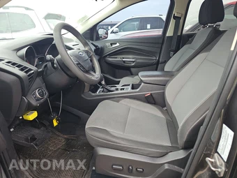 2017 Ford Escape SE – miniatura 7