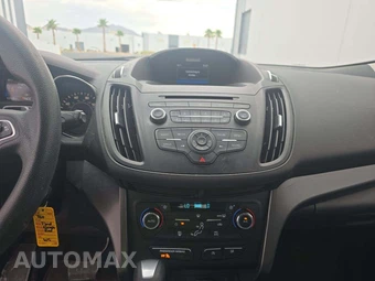 2017 Ford Escape SE - miniatura 7