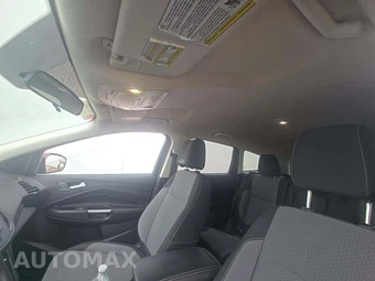 2017 Ford Escape SE - miniatura 8