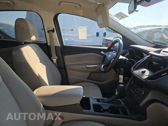 2017 Ford Escape SE – miniatura 8