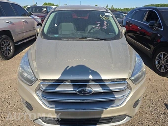 2017 Ford Escape SE - miniatura 3