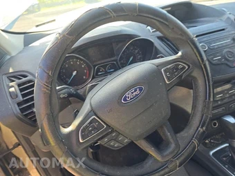 2017 Ford Escape SE - miniatura 9
