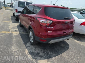 2017 Ford Escape SE – miniatura 6