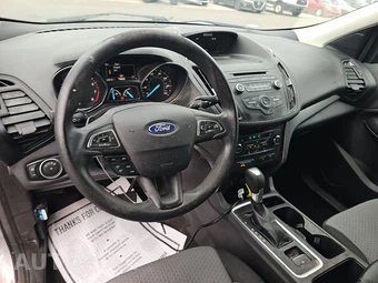 2017 Ford Escape SE – miniatura 11