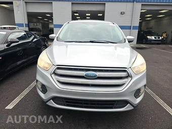 2017 Ford Escape SE – miniatura 2
