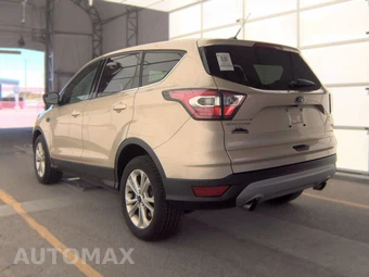 2017 Ford Escape SE – miniatura 6