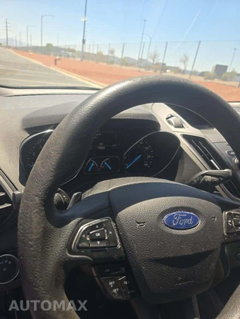 2017 Ford Escape SE - miniatura 18