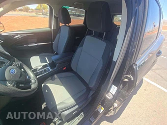 2017 Ford Escape SE - miniatura 3
