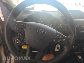 2017 Ford Escape SE - miniatura 10