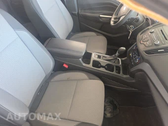 2017 Ford Escape SE - miniatura 8