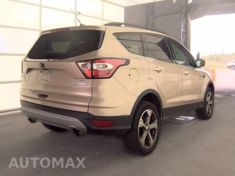 2017 Ford Escape SE – miniatura 4