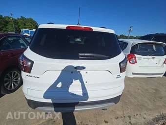 2017 Ford Escape SE - miniatura 5