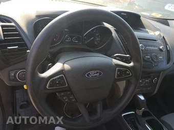 2017 Ford Escape SE – miniatura 10