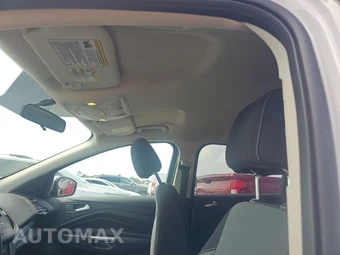 2017 Ford Escape SE – miniatura 18