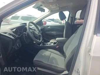 2017 Ford Escape SE – miniatura 7