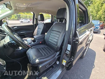 2017 Ford Escape SE - miniatura 6