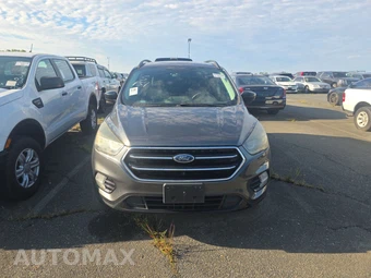 2017 Ford Escape SE - miniatura 2