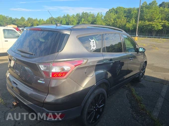 2017 Ford Escape SE - miniatura 4